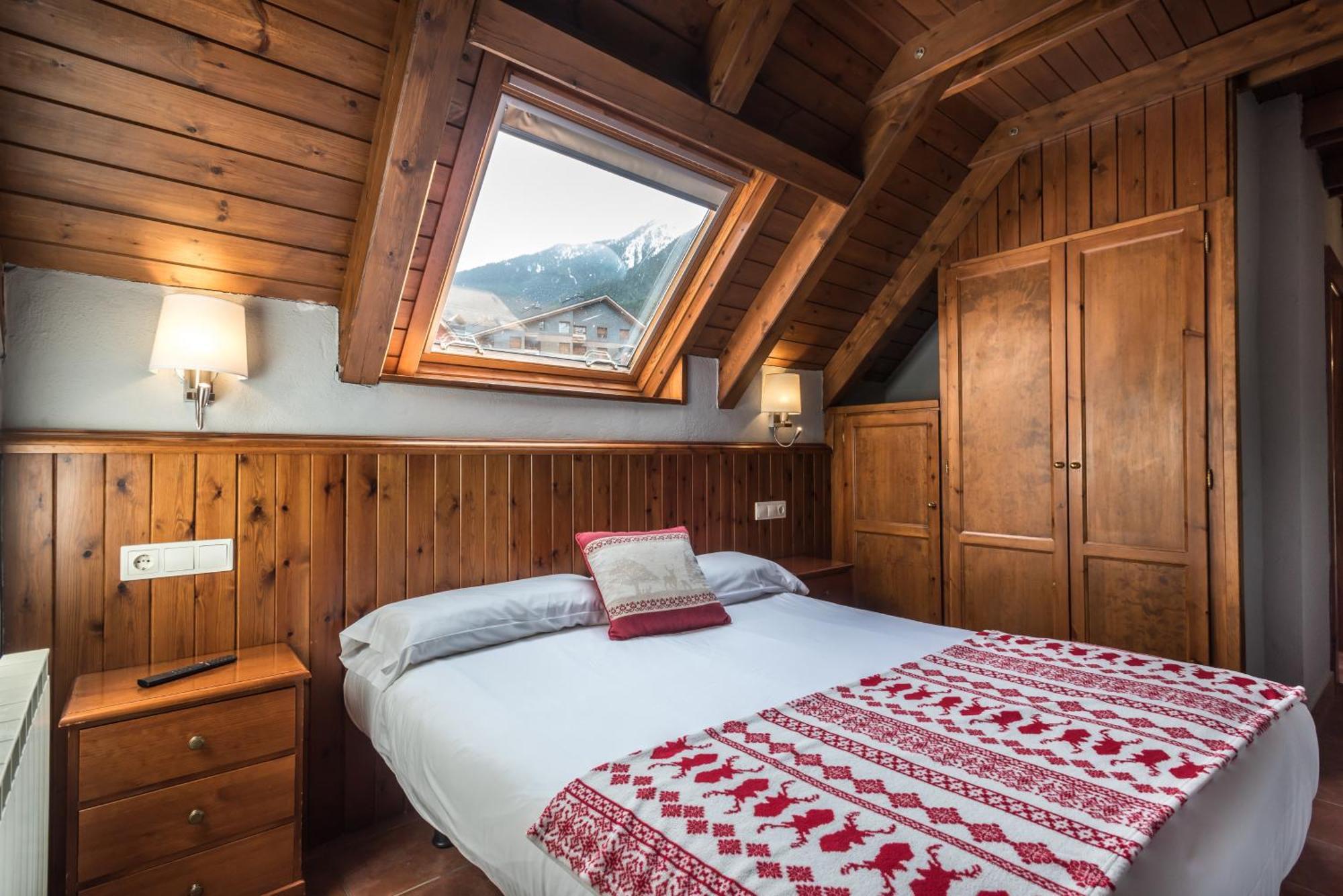 Hotel Snoe Beret Vielha Ngoại thất bức ảnh