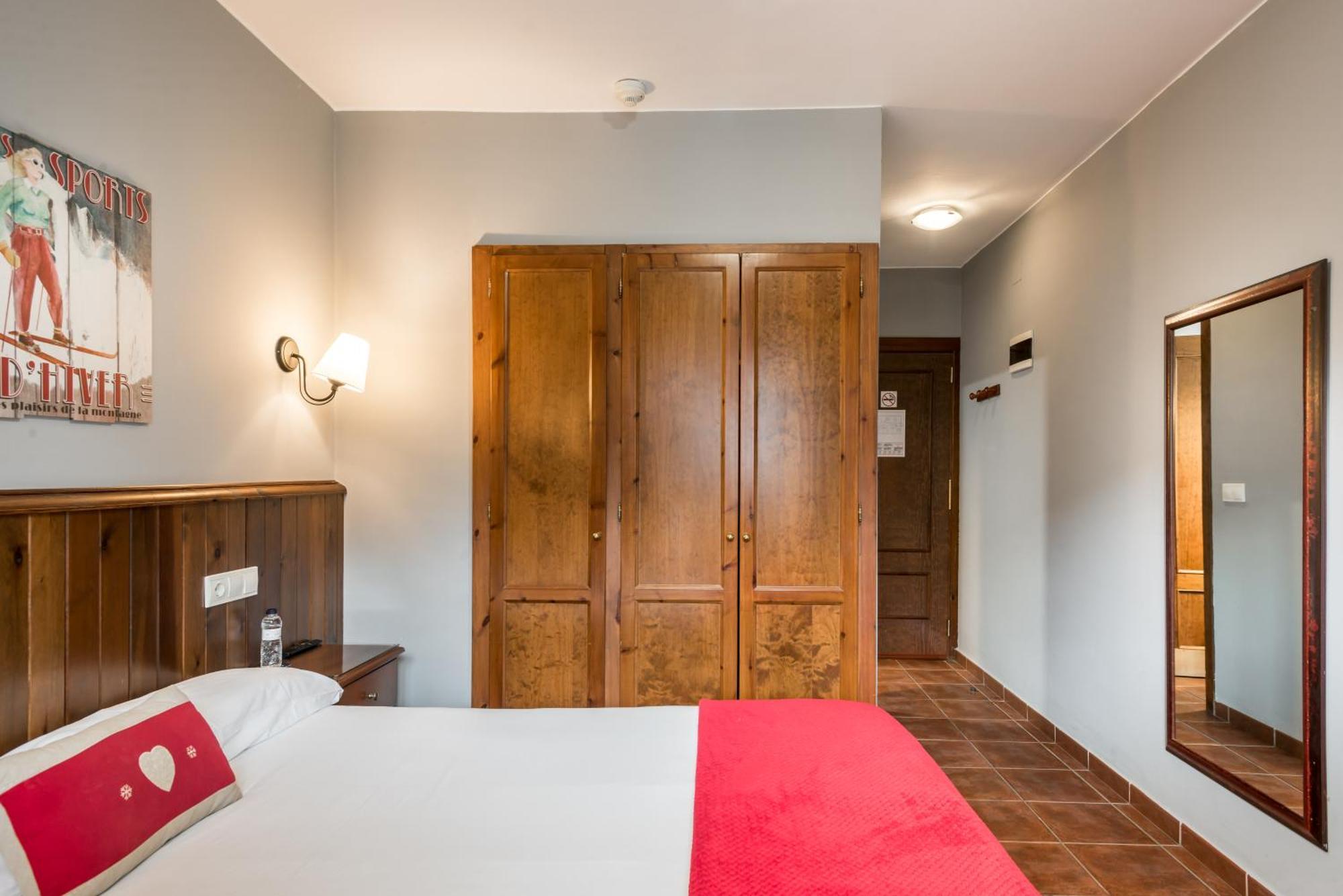 Hotel Snoe Beret Vielha Ngoại thất bức ảnh